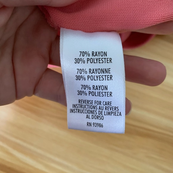 Coral top - Picture 4 of 4